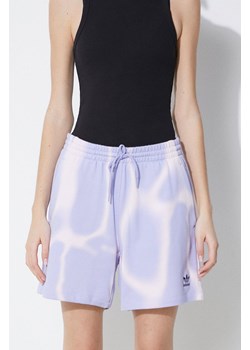 adidas Originals szorty bawełniane kolor fioletowy wzorzyste high waist IS2491 ze sklepu PRM w kategorii Szorty - zdjęcie 172333752