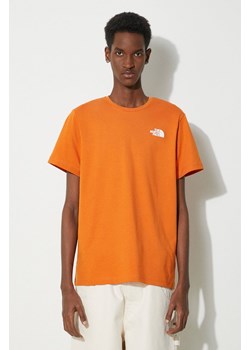 The North Face t-shirt bawełniany M S/S Redbox Celebration Tee męski kolor pomarańczowy z nadrukiem NF0A87NVPCO1 ze sklepu PRM w kategorii T-shirty męskie - zdjęcie 172334143