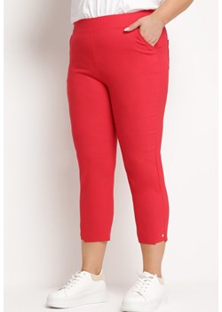 Czerwone Bawełniane Spodnie z Gumką w Pasie 7/8 z Małą Ozdobą przy Nogawce Moanina ze sklepu Born2be Odzież w kategorii Spodnie damskie - zdjęcie 172339412