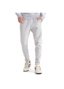 Spodnie adidas Squadra 21 Sweat Pants GT6644 - szare ze sklepu streetstyle24.pl w kategorii Spodnie męskie - zdjęcie 172354803