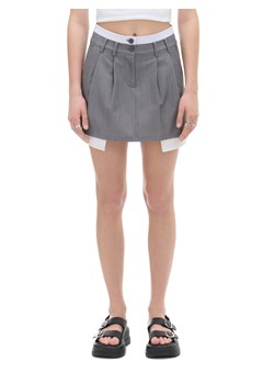 Cropp - Szara spódnica mini ze wstawkami - szary ze sklepu Cropp w kategorii Spódnice - zdjęcie 172356461