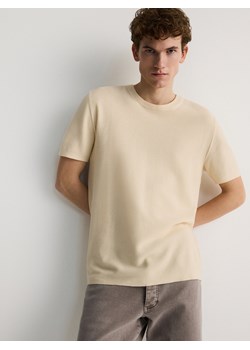 Reserved - Sweter z krótkim rękawem - złamana biel ze sklepu Reserved w kategorii Swetry męskie - zdjęcie 172357152