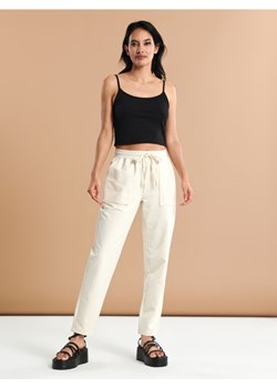 Sinsay - Spodnie - kremowy ze sklepu Sinsay w kategorii Spodnie damskie - zdjęcie 172363354