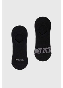 Calvin Klein skarpetki 4-pack męskie kolor czarny 701229667 ze sklepu ANSWEAR.com w kategorii Skarpetki męskie - zdjęcie 172371550