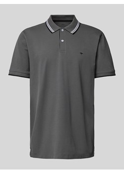 Koszulka polo o kroju regular fit z paskami w kontrastowym kolorze ze sklepu Peek&Cloppenburg  w kategorii T-shirty męskie - zdjęcie 172372204