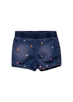 Dziewczęce krótkie spodenki jeansowe ze sklepu 5.10.15 w kategorii Spodenki niemowlęce - zdjęcie 172373493
