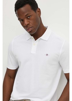 Gant polo bawełniane kolor biały gładki ze sklepu ANSWEAR.com w kategorii T-shirty męskie - zdjęcie 172378664