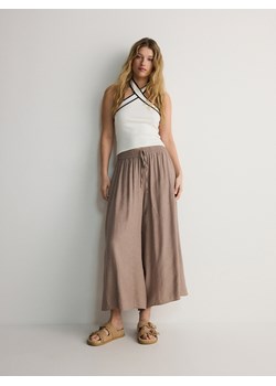 Reserved - Spodnie culotte z wiskozą - beżowy ze sklepu Reserved w kategorii Spodnie damskie - zdjęcie 172384964