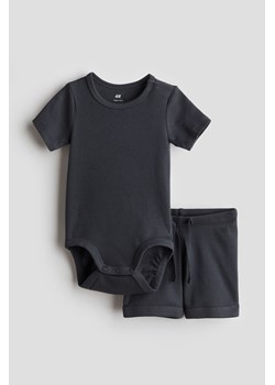 H & M - Bawełniany komplet w prążki 2-częściowy - Szary ze sklepu H&M w kategorii Odzież dla niemowląt - zdjęcie 172387083