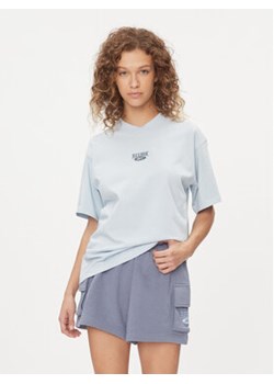 Reebok T-Shirt Classics IL4643 Błękitny Relaxed Fit ze sklepu MODIVO w kategorii Bluzki damskie - zdjęcie 172390084