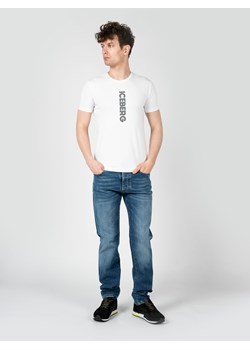 Iceberg T-Shirt "C-Neck" | F013639A | Mężczyzna | Biały ze sklepu ubierzsie.com w kategorii T-shirty męskie - zdjęcie 172392103