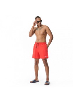 Męskie spodenki  plażowe Prosto Shorts Basy - czerwone ze sklepu Sportstylestory.com w kategorii Kąpielówki - zdjęcie 172398491