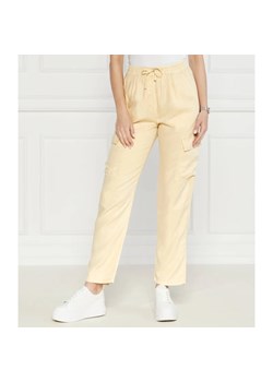 Pepe Jeans London Spodnie EVA ze sklepu Gomez Fashion Store w kategorii Spodnie damskie - zdjęcie 172400130