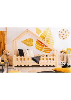 Drewniane łóżko domek z barierką - Taros ze sklepu Edinos.pl w kategorii Łóżka dziecięce - zdjęcie 172404053