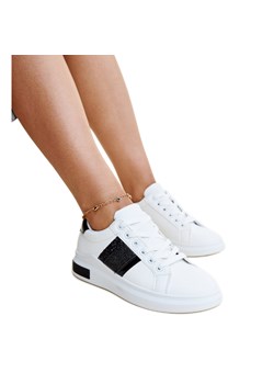 Biało-czarne sneakersy z cyrkoniami Giulia białe ze sklepu ButyModne.pl w kategorii Trampki damskie - zdjęcie 172407904
