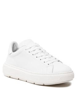 LOVE MOSCHINO Sneakersy JA15304G1GIA0100 Biały ze sklepu MODIVO w kategorii Trampki damskie - zdjęcie 172408834