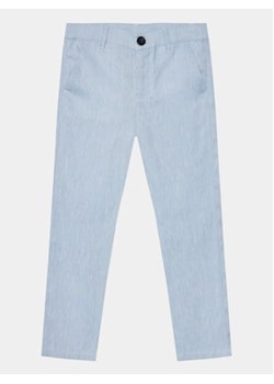 Guess Spodnie materiałowe Chambray L4RB07 WFZ90 Błękitny Regular Fit ze sklepu MODIVO w kategorii Spodnie chłopięce - zdjęcie 172415724