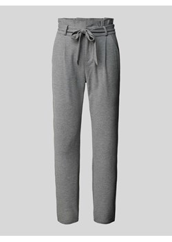 Spodnie materiałowe o kroju tapered fit z wiązanym paskiem model ‘EVA’ ze sklepu Peek&Cloppenburg  w kategorii Spodnie damskie - zdjęcie 172417602