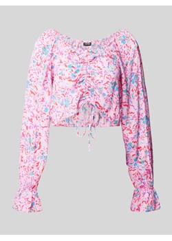 Top bluzkowy krótki ze wzorem na całej powierzchni ze sklepu Peek&Cloppenburg  w kategorii Bluzki damskie - zdjęcie 172418222