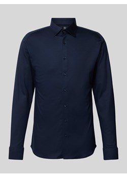 Koszula biznesowa o kroju slim fit z kołnierzykiem typu kent ze sklepu Peek&Cloppenburg  w kategorii Koszule męskie - zdjęcie 172420624