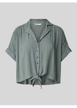 Bluzka koszulowa krótka z fakturowanym wzorem model ‘PAULA’ ze sklepu Peek&Cloppenburg  w kategorii Koszule damskie - zdjęcie 172422222