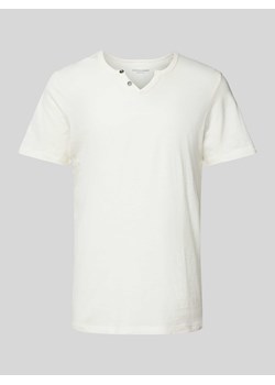 T-shirt z dekoltem w serek model ‘SPLIT’ ze sklepu Peek&Cloppenburg  w kategorii T-shirty męskie - zdjęcie 172422414