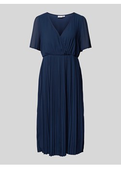 Sukienka midi w kopertowym stylu model ‘JANELLE’ ze sklepu Peek&Cloppenburg  w kategorii Sukienki - zdjęcie 172428942