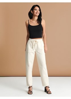 Sinsay - Spodnie - kremowy ze sklepu Sinsay w kategorii Spodnie damskie - zdjęcie 172433224