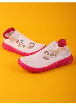 Denokids Sneakersy &quot;Pembe Unicorn&quot; w kolorze kremowo-różowym ze sklepu Limango Polska w kategorii Trampki dziecięce - zdjęcie 172435774