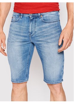 Boss Szorty jeansowe Taber 50469955 Niebieski Slim Fit ze sklepu MODIVO w kategorii Spodenki męskie - zdjęcie 172442922