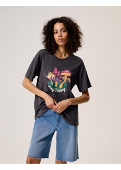 Koszulka OTTES Grafit XS ze sklepu Diverse w kategorii Bluzki damskie - zdjęcie 172448040