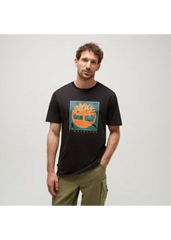 TIMBERLAND T-SHIRT SHORT SLEEVE FRONT GRAPHIC TEE ze sklepu Timberland w kategorii T-shirty męskie - zdjęcie 172529300