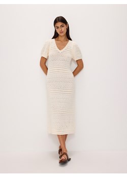 Reserved - Ażurowa sukienka midi - kremowy ze sklepu Reserved w kategorii Sukienki - zdjęcie 172534874