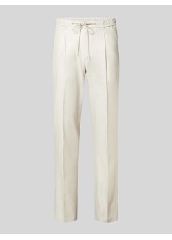 Spodnie o kroju regular fit z zakładkami w pasie ze sklepu Peek&Cloppenburg  w kategorii Spodnie męskie - zdjęcie 172537062