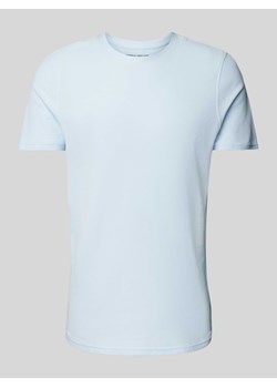 T-shirt z prążkowanym okrągłym dekoltem ze sklepu Peek&Cloppenburg  w kategorii T-shirty męskie - zdjęcie 172540583