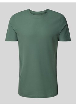 T-shirt z prążkowanym okrągłym dekoltem ze sklepu Peek&Cloppenburg  w kategorii T-shirty męskie - zdjęcie 172540631