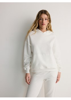 Reserved - Bluza regular z kapturem - złamana biel ze sklepu Reserved w kategorii Bluzy damskie - zdjęcie 172542053