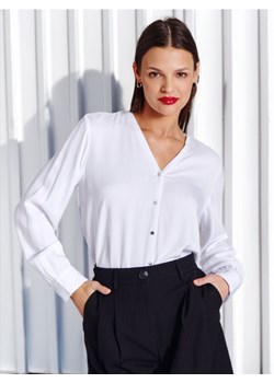 Sinsay - Koszula z wiskozy - biały ze sklepu Sinsay w kategorii Bluzki damskie - zdjęcie 172545343