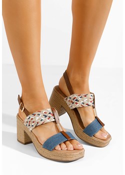 Granatowe sandały na słupku i platformie Mili ze sklepu Zapatos w kategorii Sandały damskie - zdjęcie 172545752