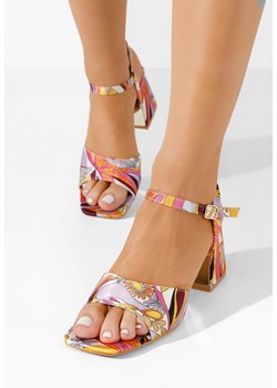 Wielokolorowy sandały na słupku Ruba ze sklepu Zapatos w kategorii Sandały damskie - zdjęcie 172545763