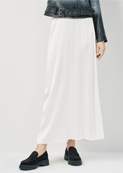 Długa prosta kremowa spódnica ze sklepu OCHNIK w kategorii Spódnice - zdjęcie 172553303