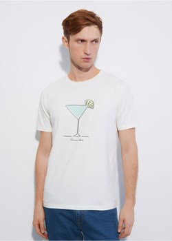Kremowy T-shirt męski z printem ze sklepu OCHNIK w kategorii T-shirty męskie - zdjęcie 172554202