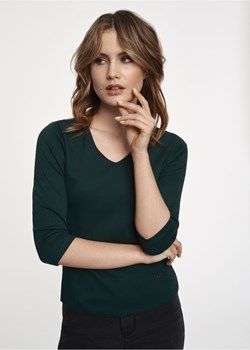 Ciemnozielona bluzka V dekolt damska ze sklepu OCHNIK w kategorii Bluzki damskie - zdjęcie 172554280