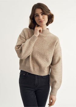 Beżowy sweter damski z cekinami ze sklepu OCHNIK w kategorii Swetry damskie - zdjęcie 172555624