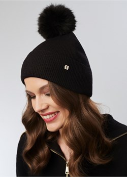 Czarna czapka damska z pomponem ze sklepu OCHNIK w kategorii Czapki zimowe damskie - zdjęcie 172555923