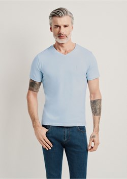 Błękitny basic T-shirt męski z logo ze sklepu OCHNIK w kategorii T-shirty męskie - zdjęcie 172559650