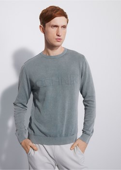 Szary sweter męski z logo ze sklepu OCHNIK w kategorii Swetry męskie - zdjęcie 172561273