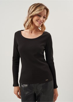Bawełniana prążkowana bluzka damska ze sklepu OCHNIK w kategorii Bluzki damskie - zdjęcie 172565851