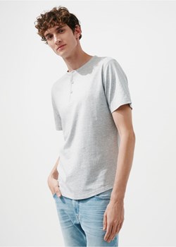 Szary T-shirt typu henley męski ze sklepu OCHNIK w kategorii T-shirty męskie - zdjęcie 172568524