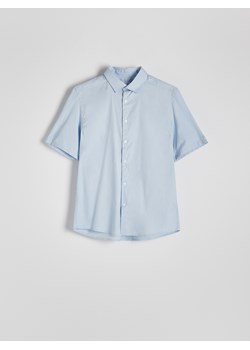 Reserved - Gładka koszula regular fit - jasnoniebieski ze sklepu Reserved w kategorii Koszule męskie - zdjęcie 172573653